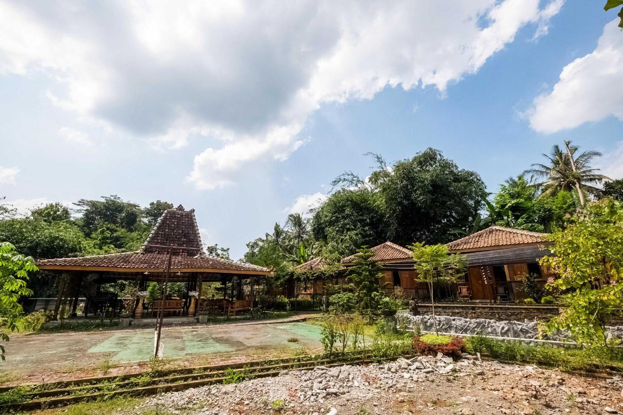 Oyo 3562 Pondok Inspirasi Minggir Klangkapang Екстер'єр фото